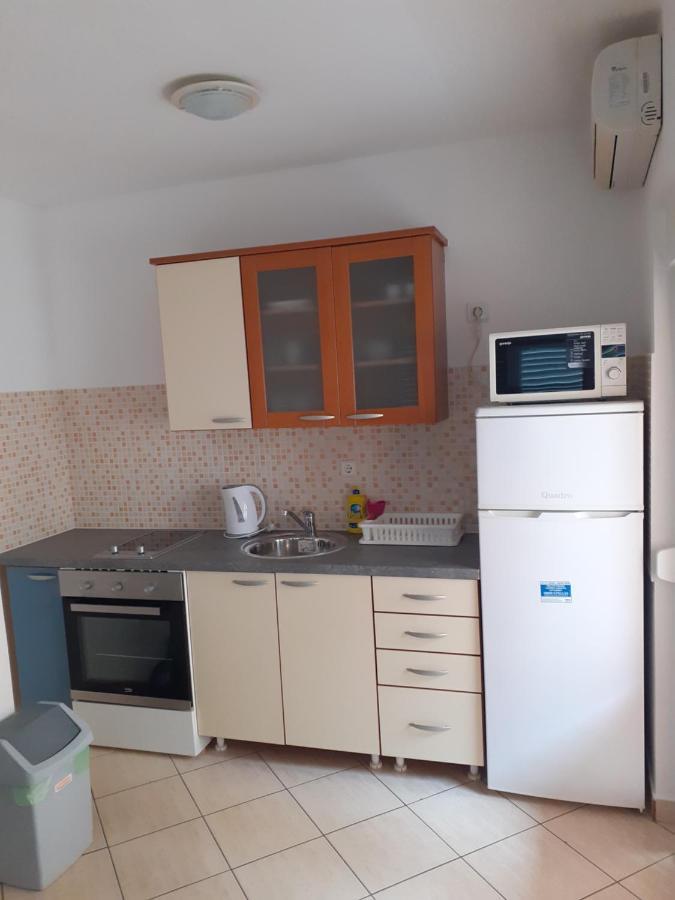 Apartments Markota ซูโกชัน ภายนอก รูปภาพ