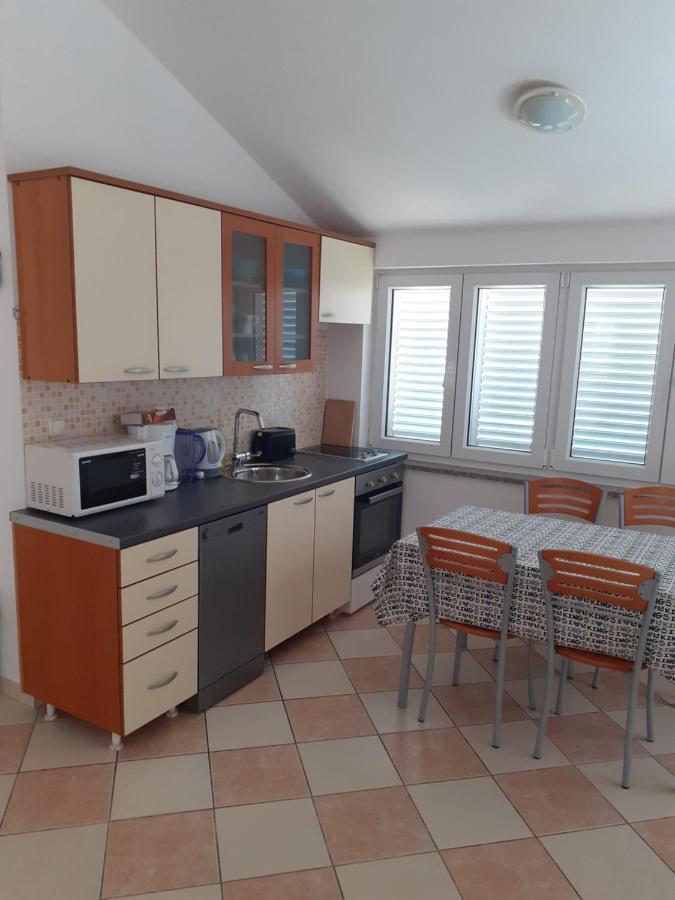 Apartments Markota ซูโกชัน ภายนอก รูปภาพ