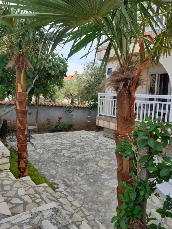 Apartments Markota ซูโกชัน ภายนอก รูปภาพ