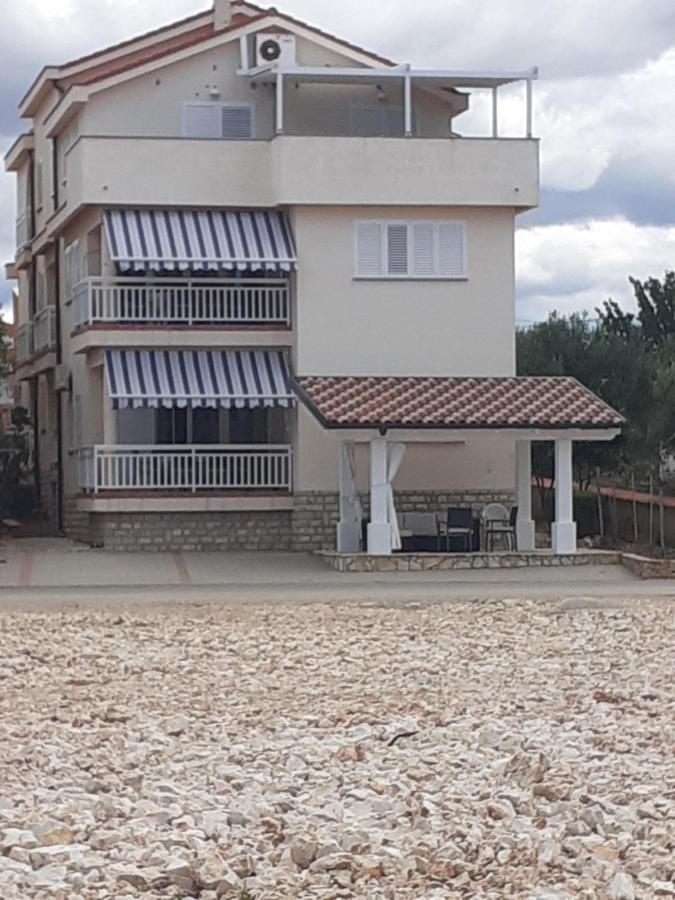 Apartments Markota ซูโกชัน ภายนอก รูปภาพ